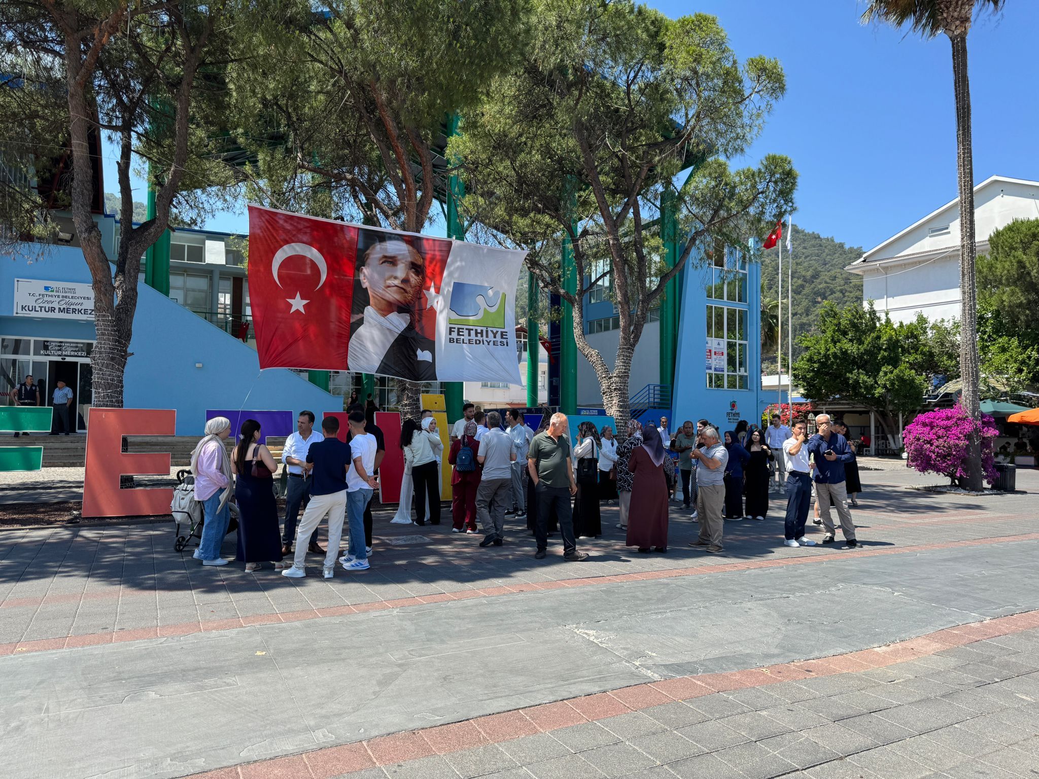 Fethiye’de 06.06.2026 Yoğunluğu: Bir Günde Yaklaşık 50 Çift Nikah Masasına Oturdu