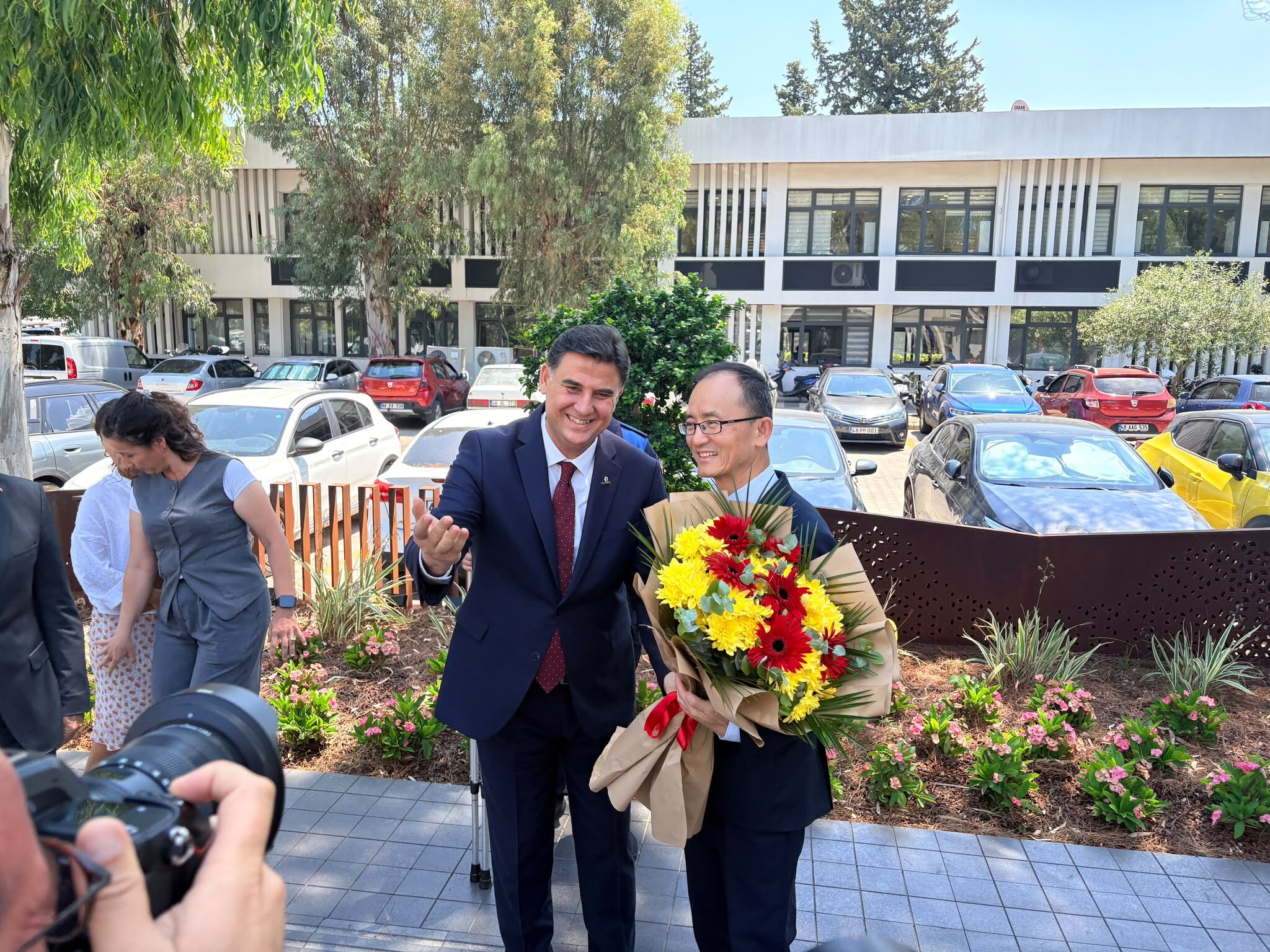 Çin Büyükelçisi Jiang Xuebin, Başkan Karaca İle Buluştu