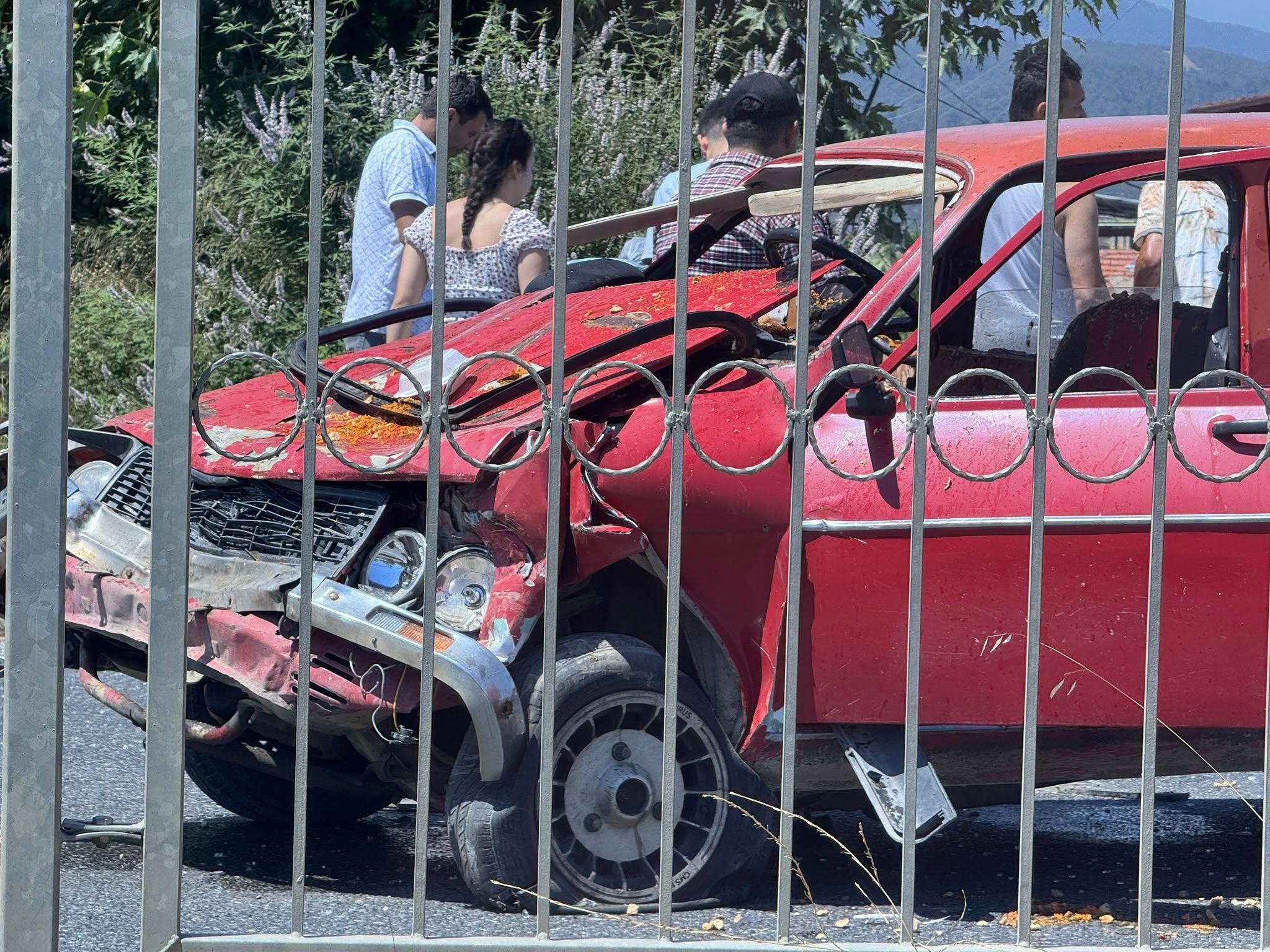 Muğla-Aydın Yolunda Kaza: 5 Yaralı, Yol Trafiğe Kapandı