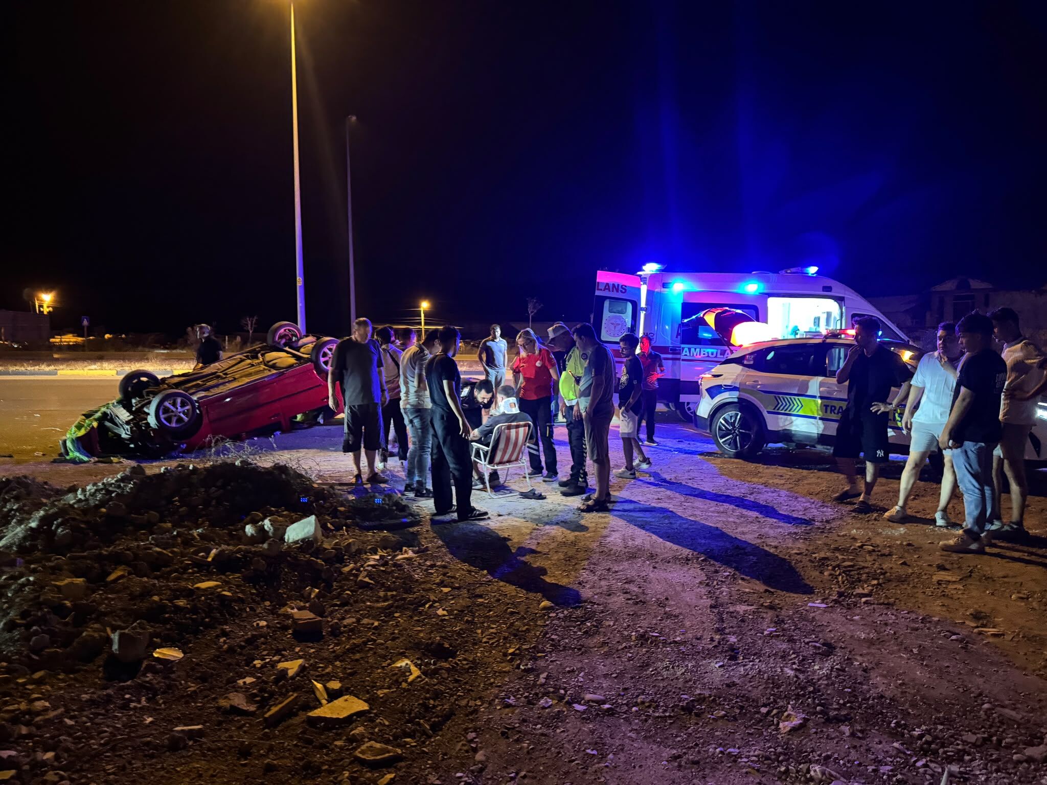 Seydikemer’de Kediye Çarpmamak İçin Kaza Yaptı