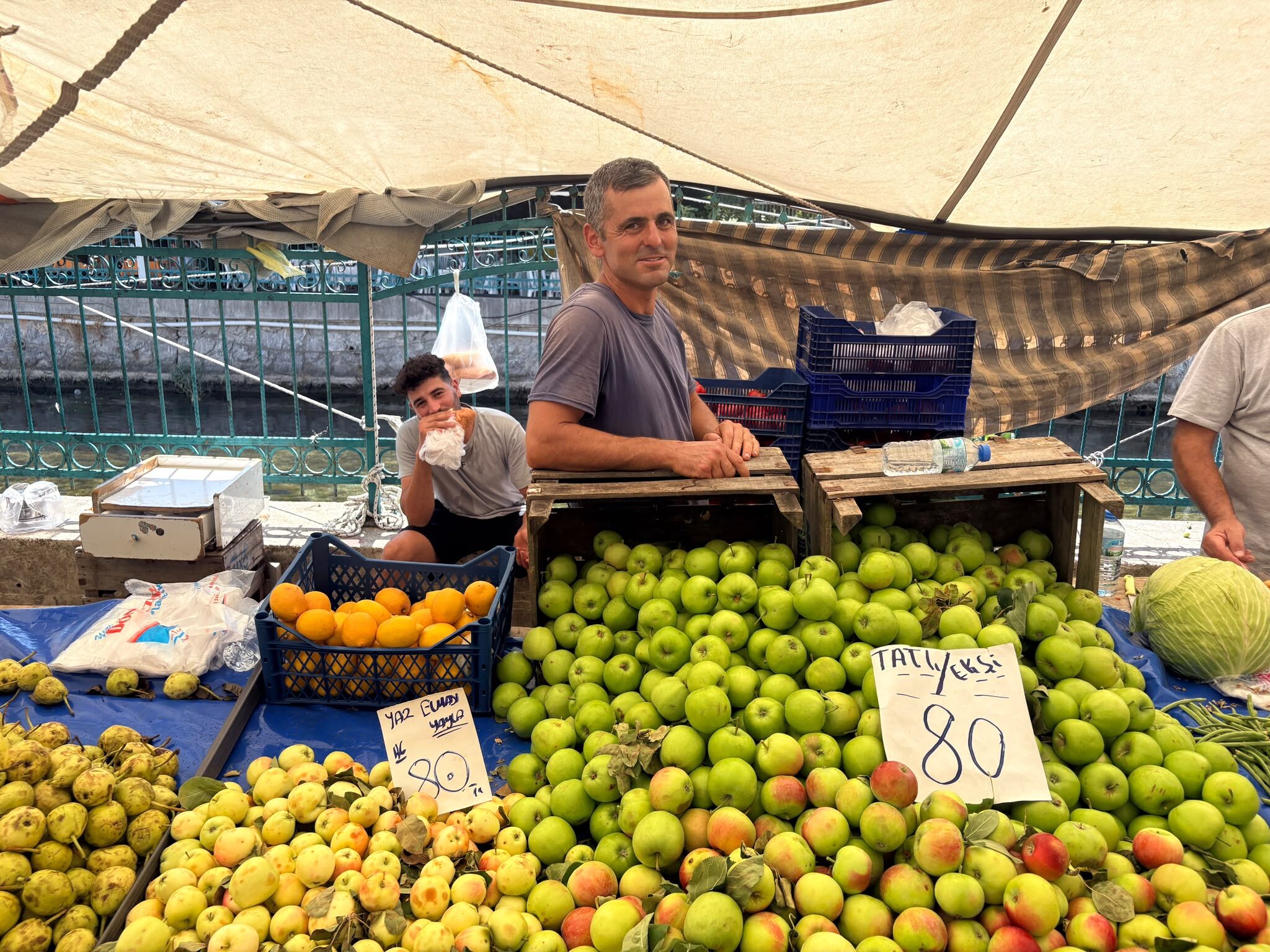 Fethiye Salı Pazarı'nda Yoğunluk