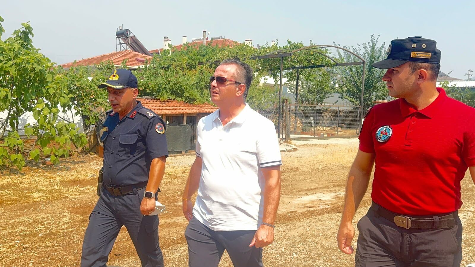 Üzümlü'de Yangınla Mücadele Sürüyor, Ekipler Ve Vatandaşlar Seferber Oldu