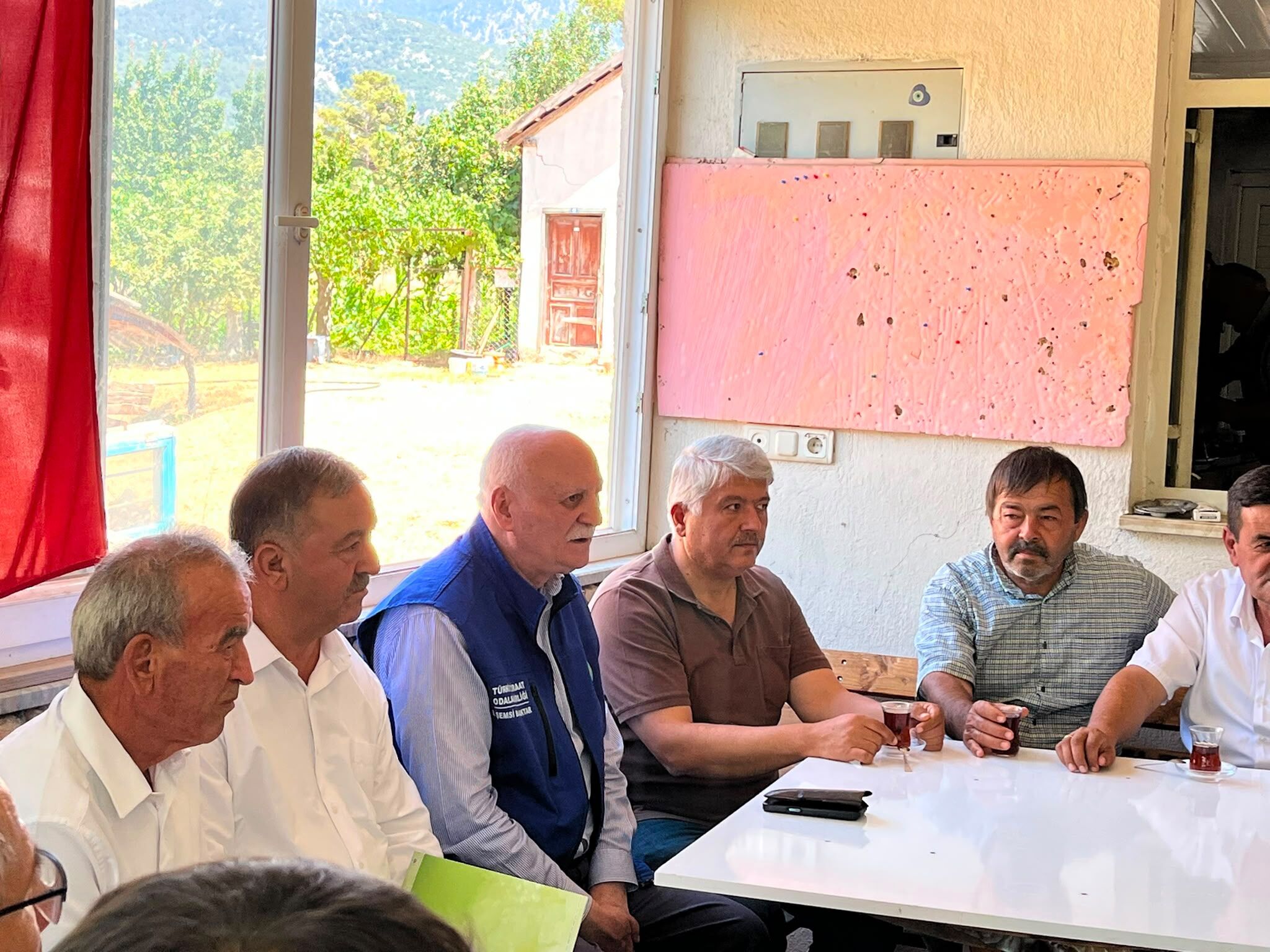 Başkan Bayraktar, Seydikemer'deki Yangın Bölgesinde İncelemelerde Bulundu