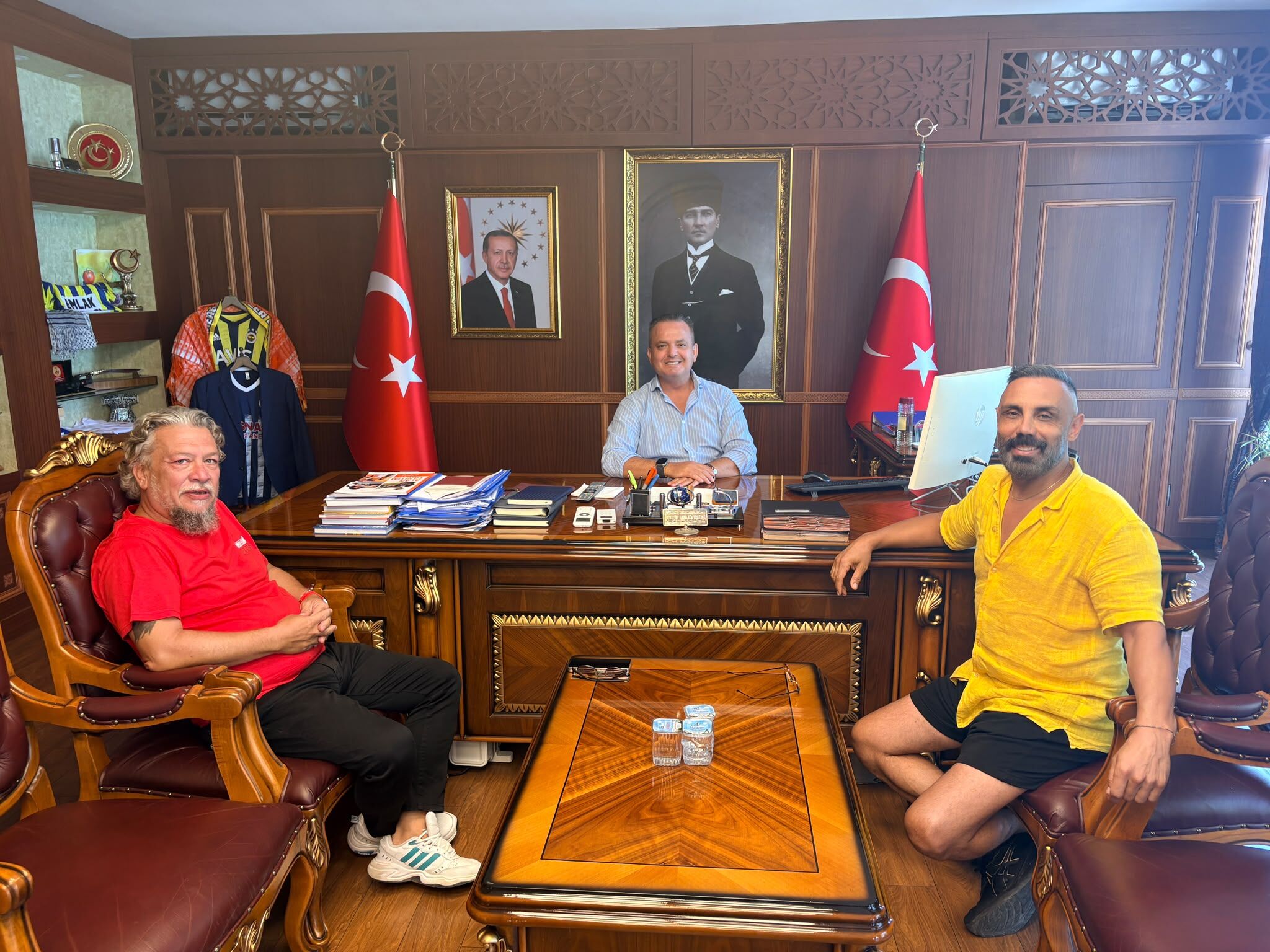 Ünlü Oyuncu Umut Oğuz'dan Kaymakam Akkaya'ya Ziyaret