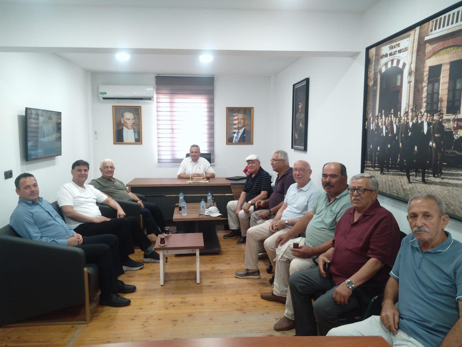 Osman Gürün’den Yeni Parti Fethiye İlçe Binasına Ziyaret