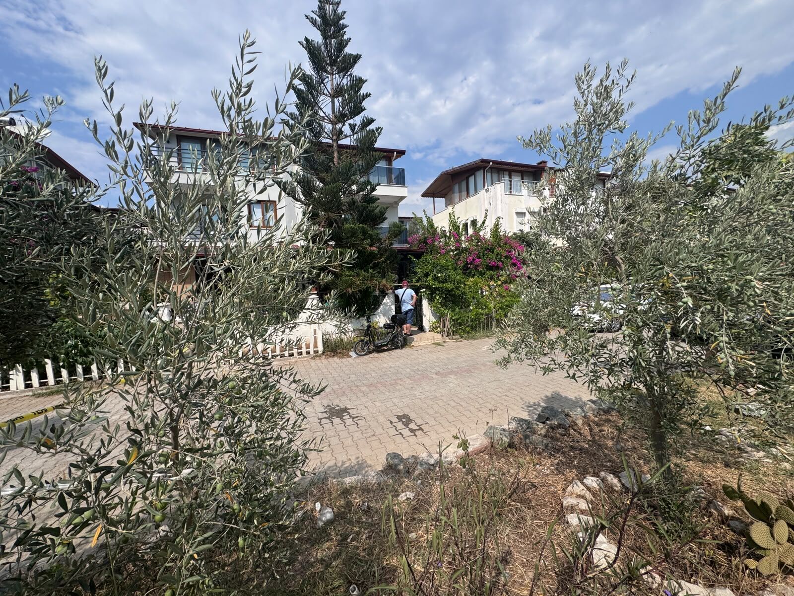 Çiftlik’te Dehşet: Annesini Silahla Öldürdü, Ardından İntihar Girişiminde Bulundu