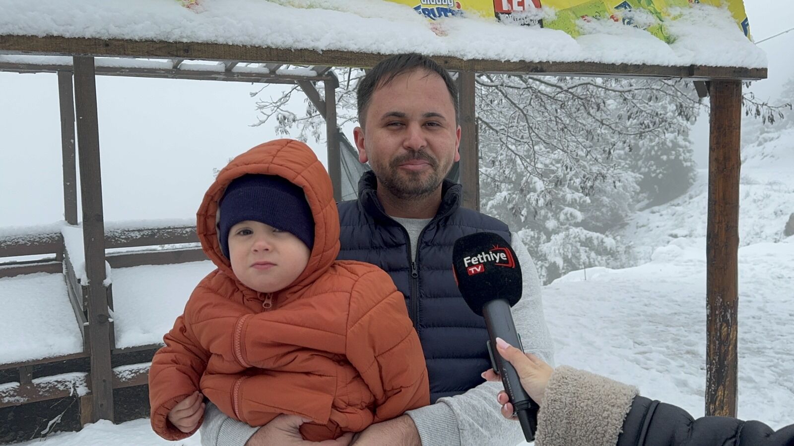 Yaylalara Kar Yağdıkça Vatandaşlar Sevindi