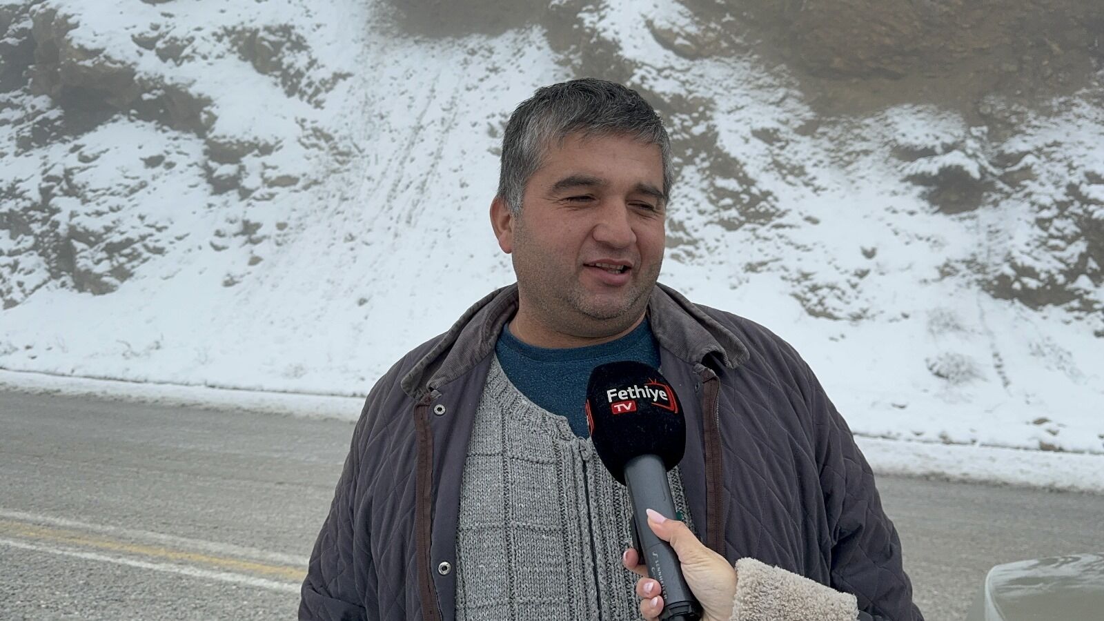 Yaylalara Kar Yağdıkça Vatandaşlar Sevindi