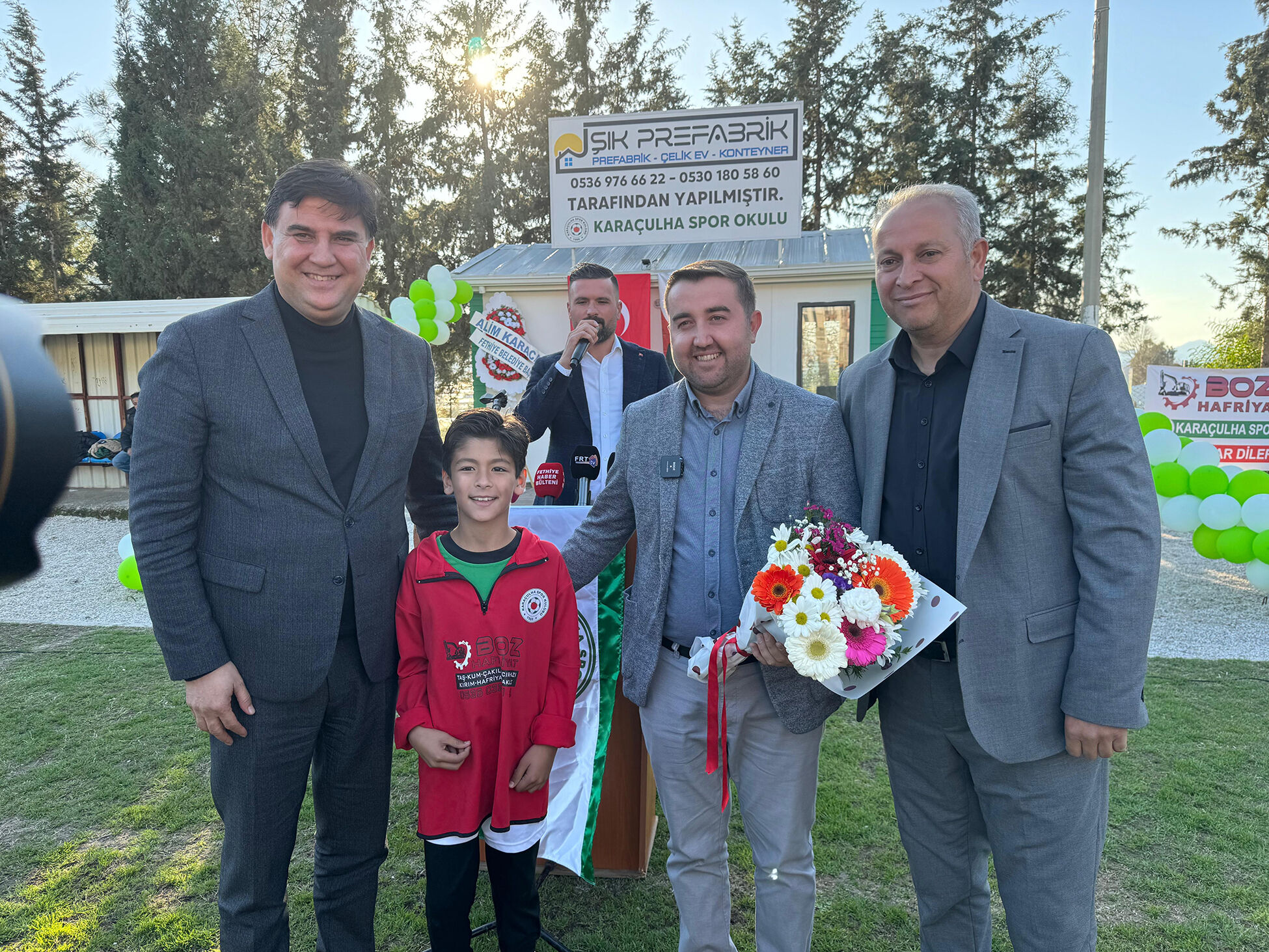Karaçulha Futbol Okulu Coşkuyla Açıldı