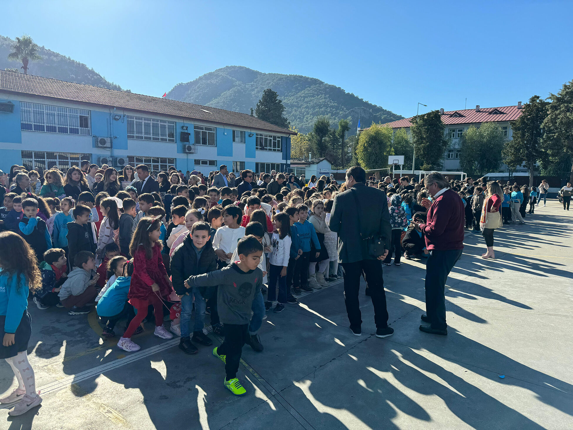 Fethiye’de 32 Bin 99 Öğrenci Karne Sevinci Yaşadı