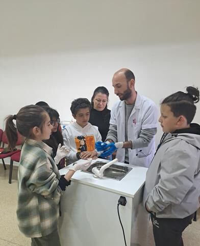‘Miniklerin Güçlü Beyinleri Sağlıkla Buluşuyor’ Projesinin Eğitimleri Tamamlandı