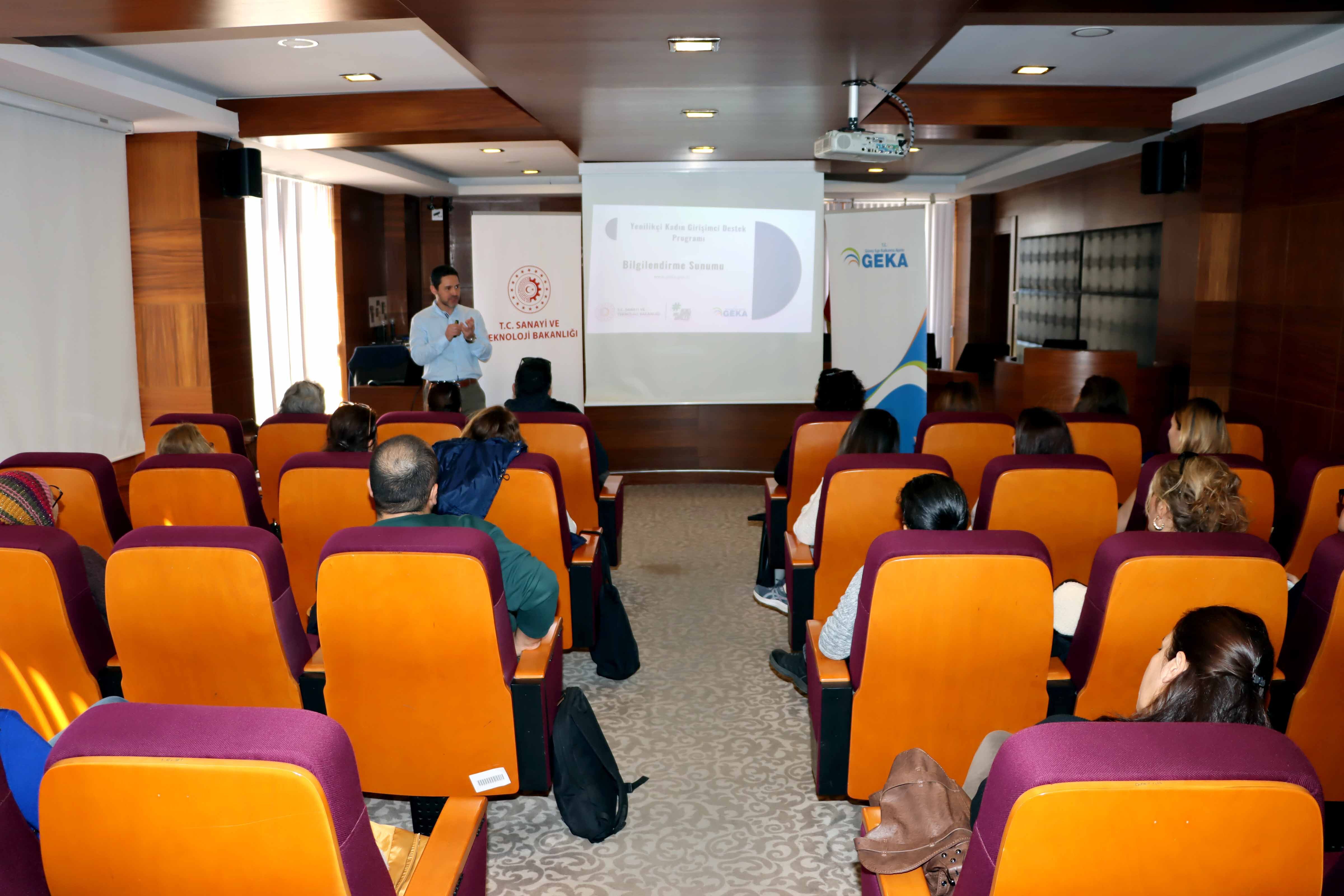 ‘Yenilikçi Kadın Girişimci Destek Programı’ FTSO’da Tanıtıldı