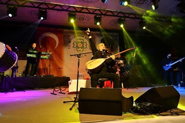 Yeşilüzümlü Festivali Soner Olgun Konseriyle Son Buldu