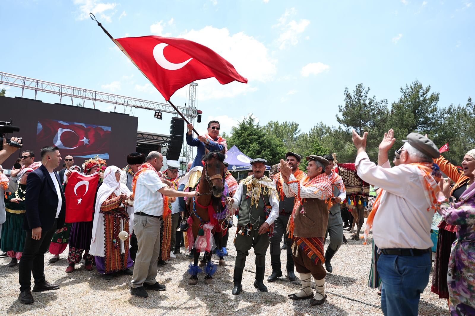 17. Uluslararası Yörük-Türkmen Toyu Coşkuyla Tamamlandı