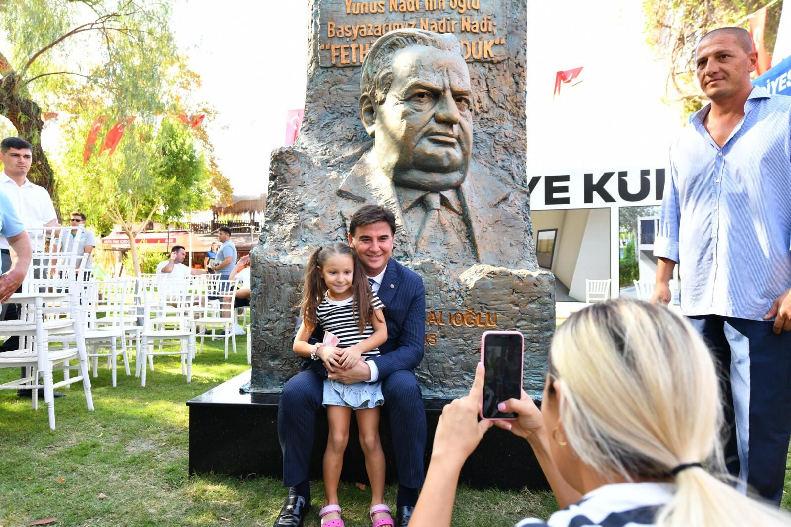 Fethiye'de Cumhuriyet’in Öncü İsmi Onurlandırıldı