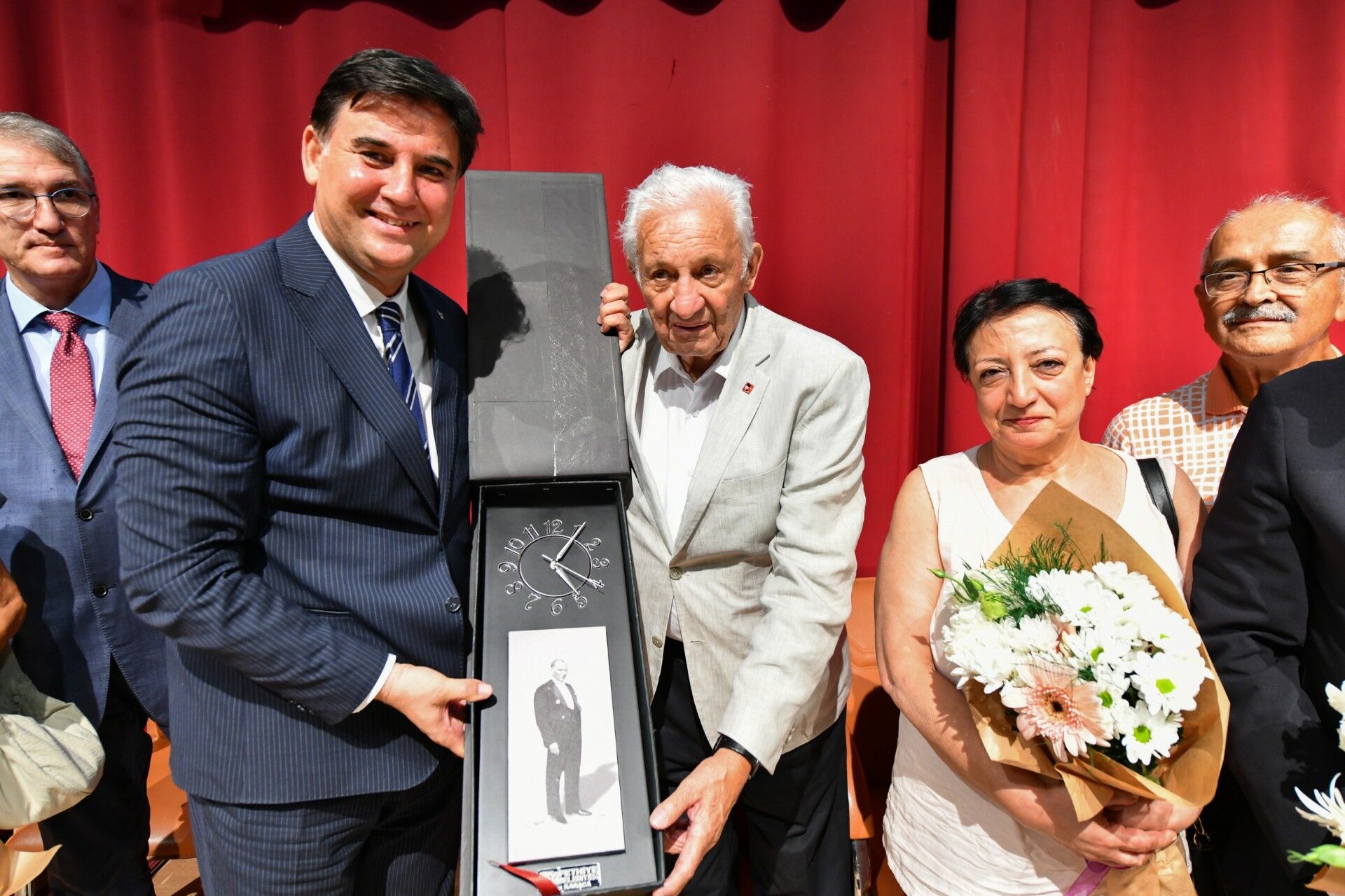 Fethiye'de Cumhuriyet’in Öncü İsmi Onurlandırıldı