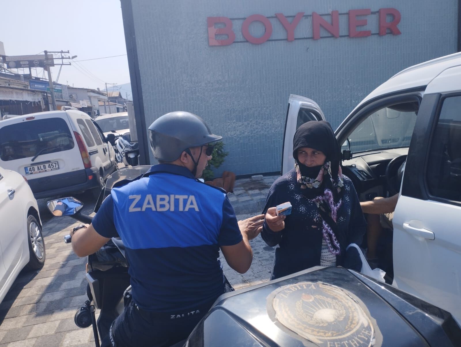 Fethiye’de Zabıta Dilencilere Göz Açtırmadı