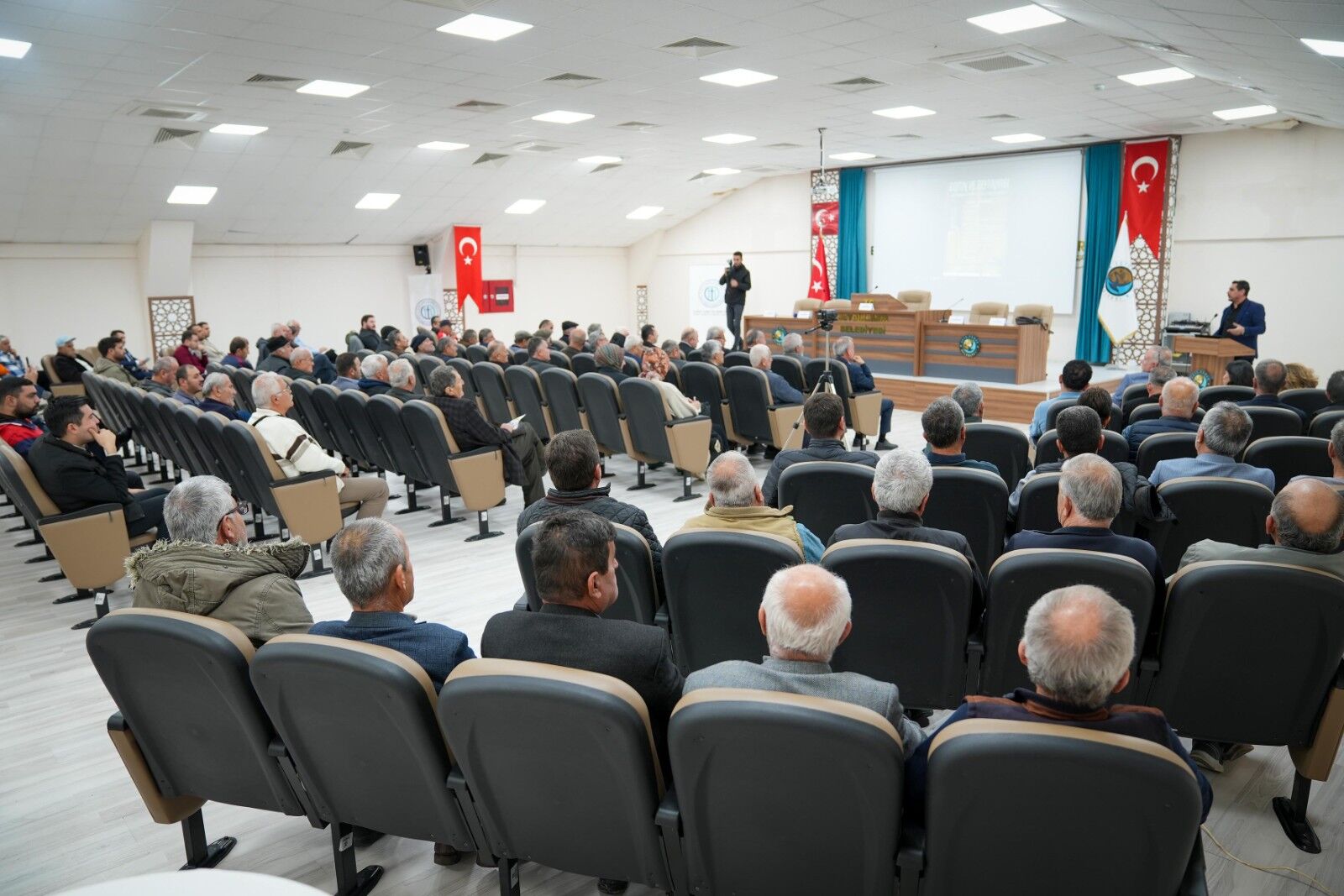 Zeytin Ve Zeytinyağı Üretiminde Üretici Odaklı Yaklaşımlar Paneli Seydikemer’de Yapıldı