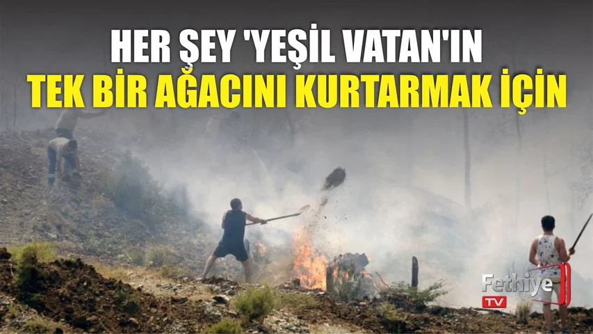 Orman yangınlarına müdahale eden ekiplere destek olan vatandaşlar ellerinde ekipmanlarıyla alevlere karşı mücadele ediyor.