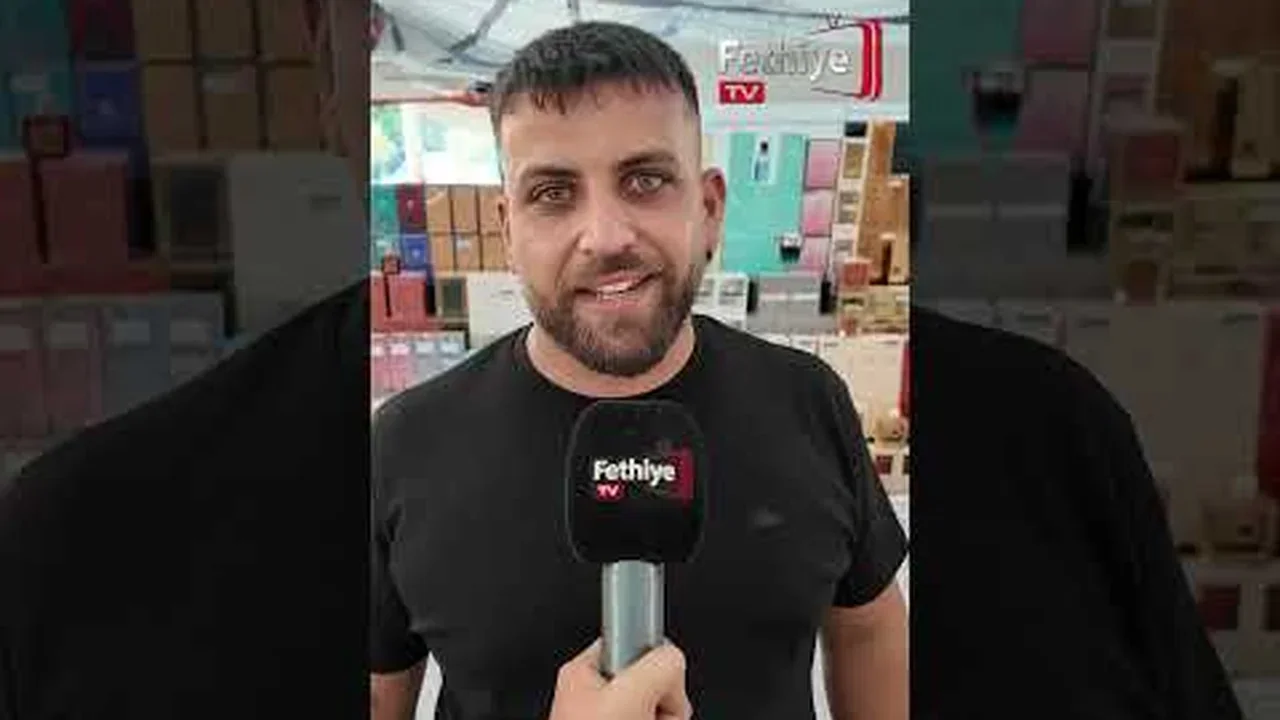 Fethiye Salı Pazarı’nda Yoğunluk Esnafın Yüzünü Güldürdü