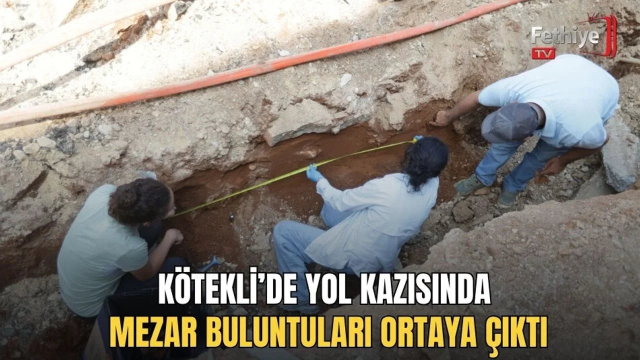 Muğla Büyükşehir Belediyesi ekipleri, Sıtkı Koçman Caddesi'ndeki yağmursuyu hattı kazısında mezar buluntuları tespit etti.