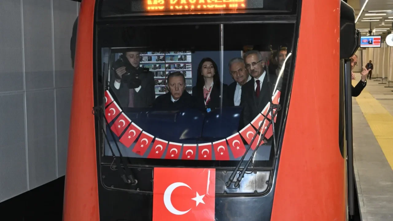 Bakırköy-Kirazlı Metro Hattı 1 Yılda 17,1 Milyon Yolcu Taşıdı