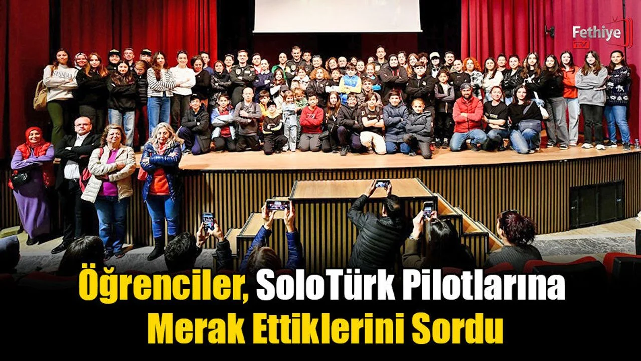 Öğrenciler, SoloTürk Pilotlarına Merak Ettiklerini Sordu
