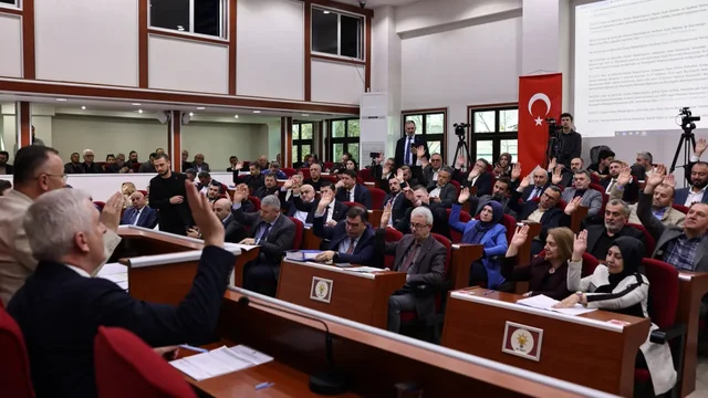 Sakarya Arifiye'ye Gençlik Merkezi ve Raylı Sistem Müjdesi!