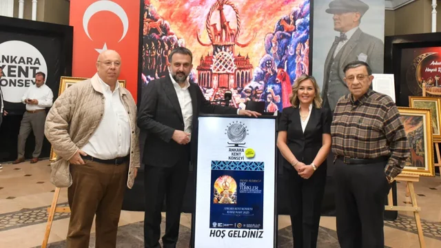 Türk Tarihinin Fırça İzleri: Geçmişten Günümüze Sanatsal Yolculuk