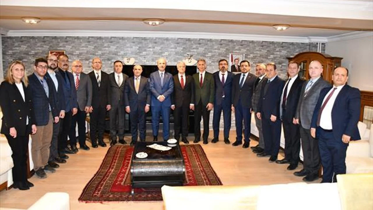 YÖK Başkanı Prof. Dr. Erol Özvar Kars’ta Üniversite Kalitesini Masaya Yatırdı