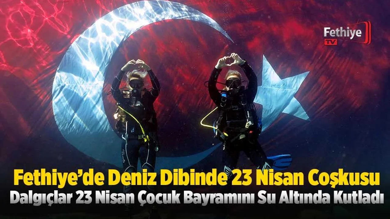 Deniz Dibinde Türk Bayrağı Dalgalandırdılar