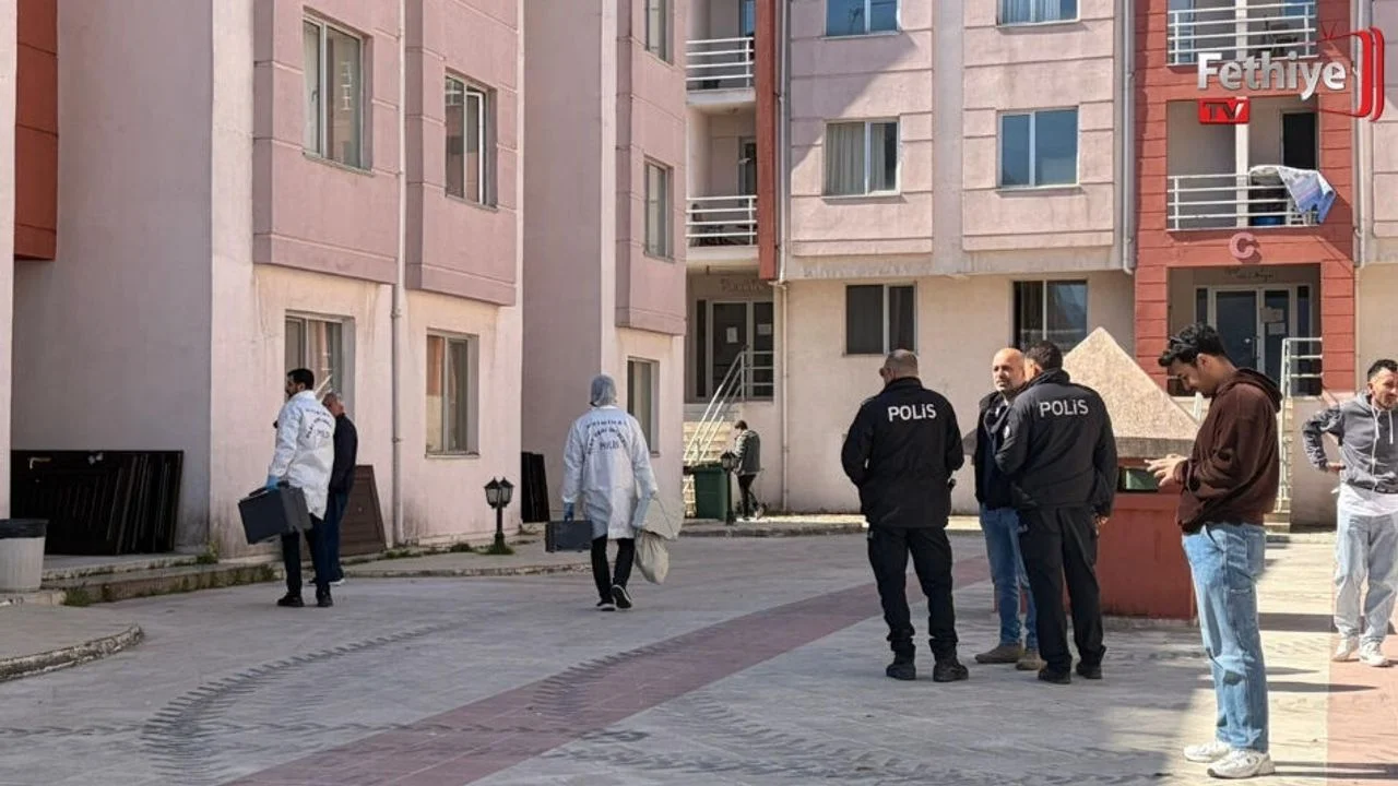 Genç Teğmen Evinde Ölü Bulundu