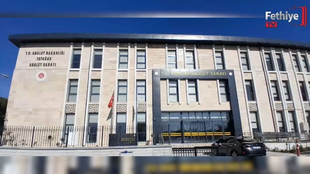 Kurusıkı Tabancayla Tehditte Bulunduğu İddiasıyla 18 Yaşındaki Şüpheli Tutuklandı