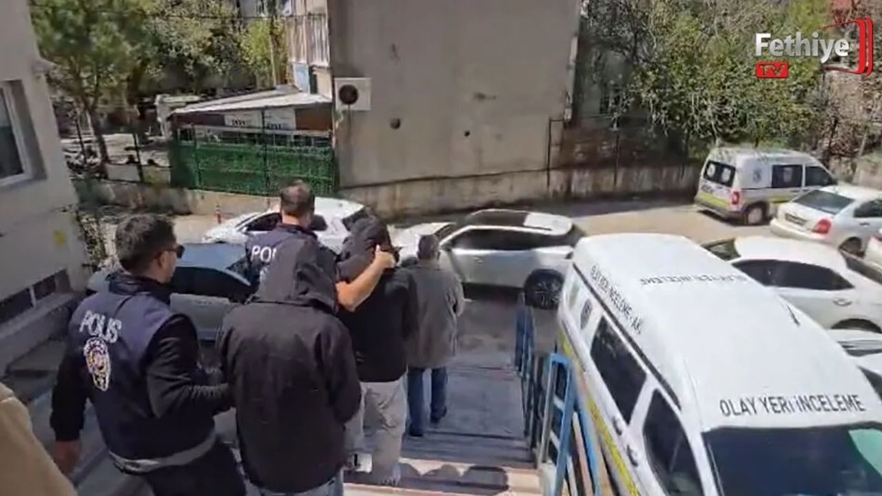 Sosyal Medya Üzerinden Fuhuşa Aracılık Yapan 5 Şüpheli Yakalandı
