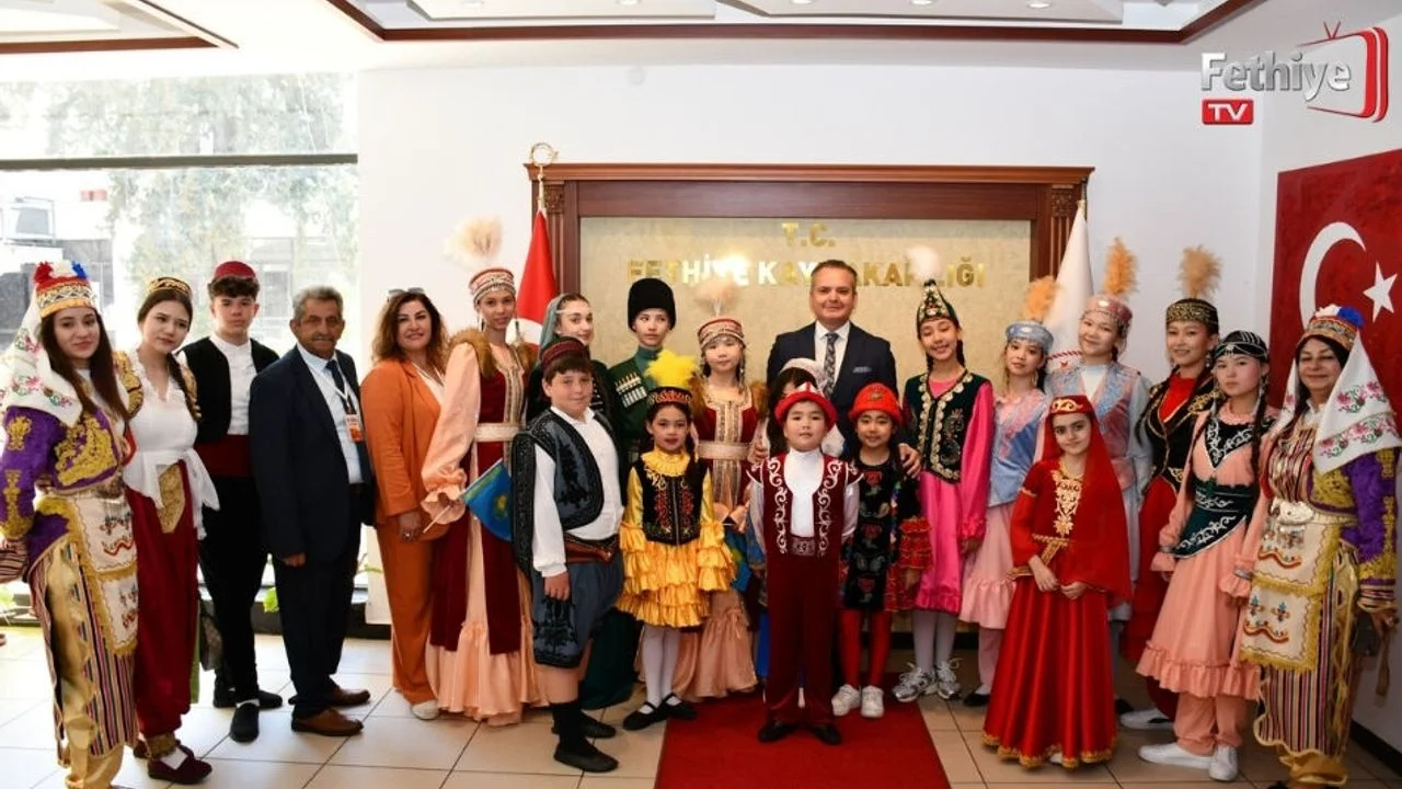Dünya Çocukları Kaymakam Akkaya’yı Ziyaret Etti