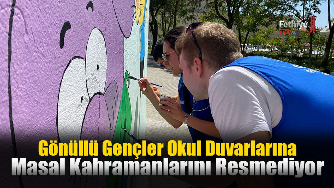 Gönüllü Gençler Okul Duvarlarına Masal Kahramanlarını Resmediyor