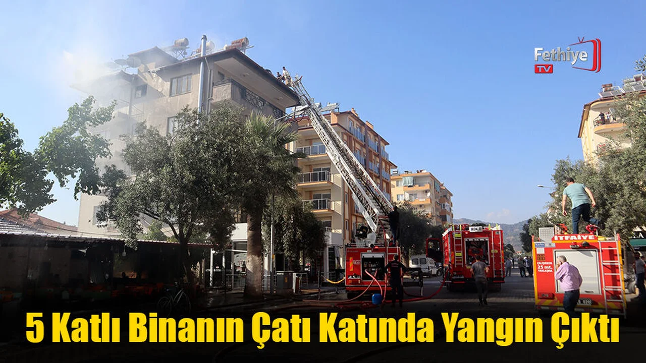 5 Katlı Binanın Çatı Katında Yangın Çıktı