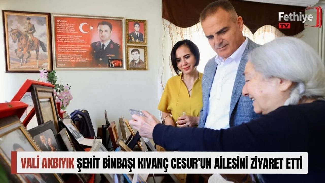 Vali Akbıyık Şehit Binbaşı Kıvanç Cesur’un Ailesini Ziyaret Etti