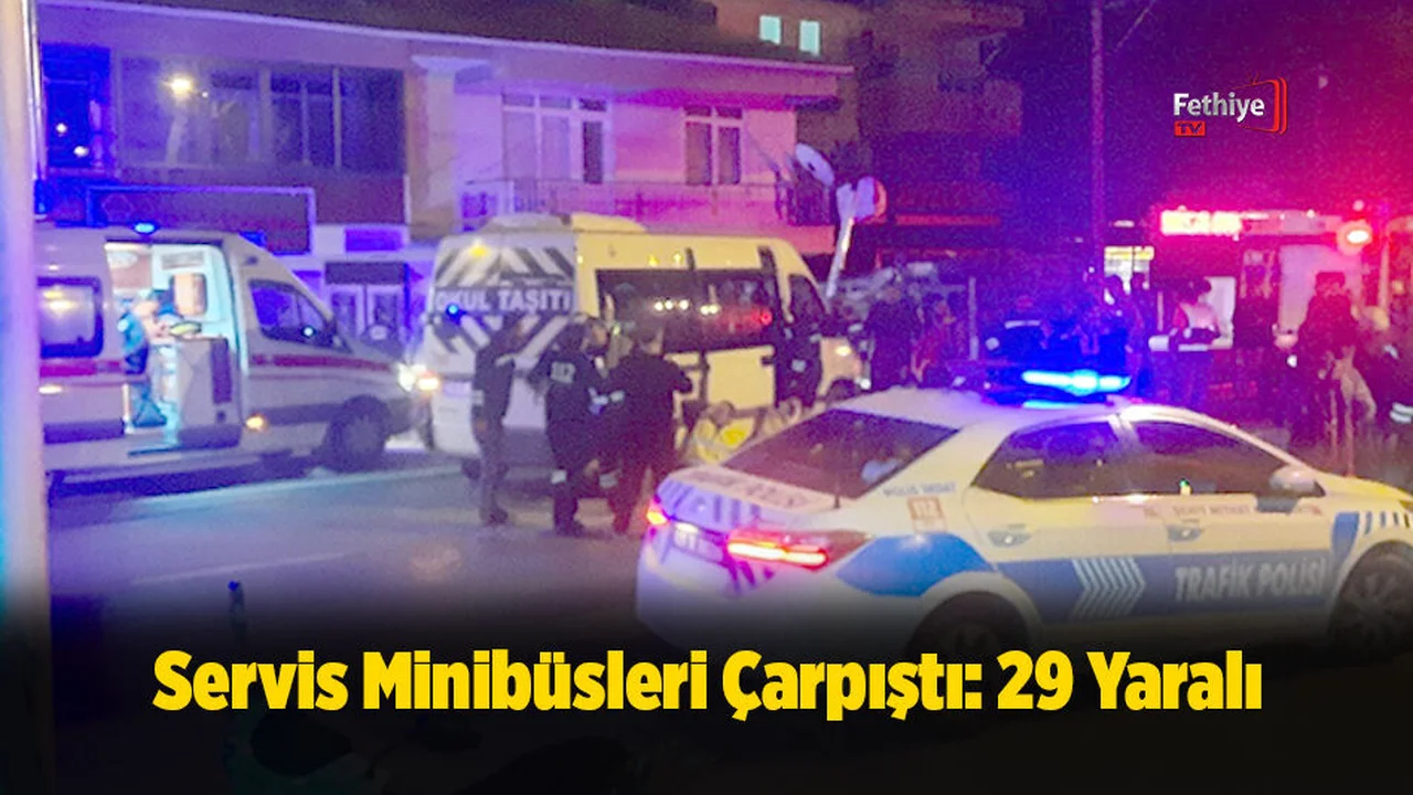Servis Minibüsleri Çarpıştı: 29 Yaralı