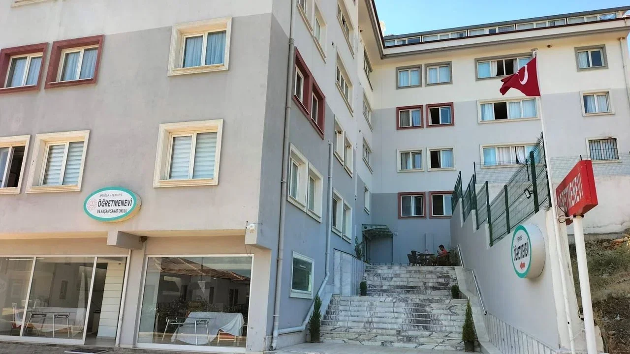 Fethiye’de Uygun Fiyatlı ve Konforlu Konaklama Seçeneği: Fethiye Öğretmenevi