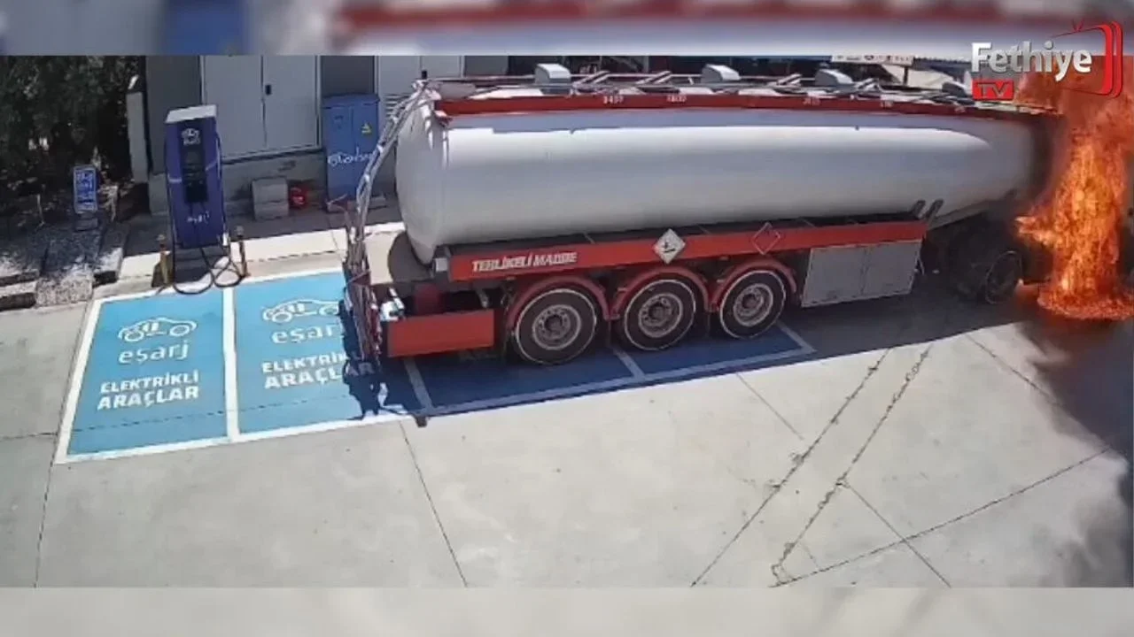 Fethiye’deki Tanker Yangınının Güvenlik Kamera Kayıtları Ortaya Çıktı