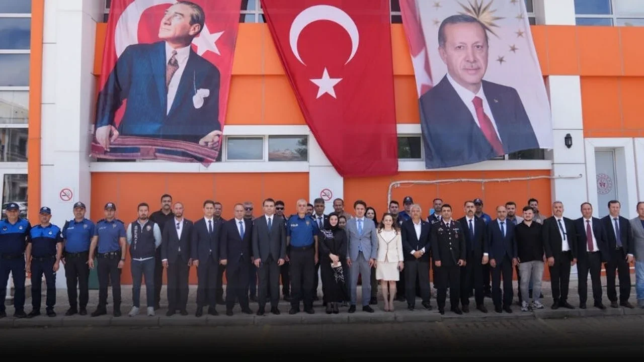 Seydikemer’de Kapalı Spor Salonu’nda 19 Mayıs Coşkusu