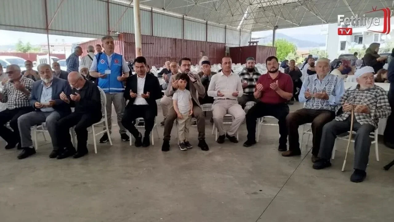 Fethiye'de Hacı Adayları Dualarla Uğurlandı