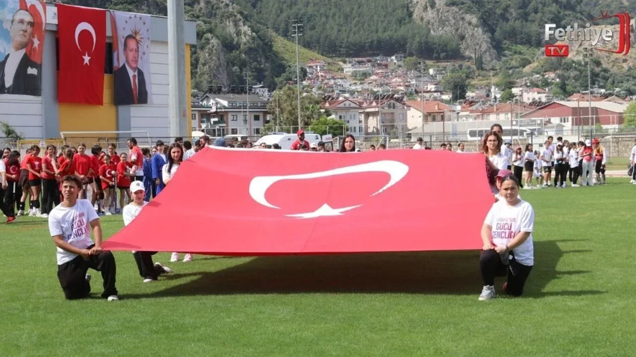 Fethiye’de 19 Mayıs Coşkusu Tören ve Etkinliklerle Kutlandı