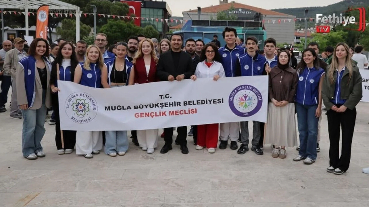 Gençlik Kokteyli Düzenlendi