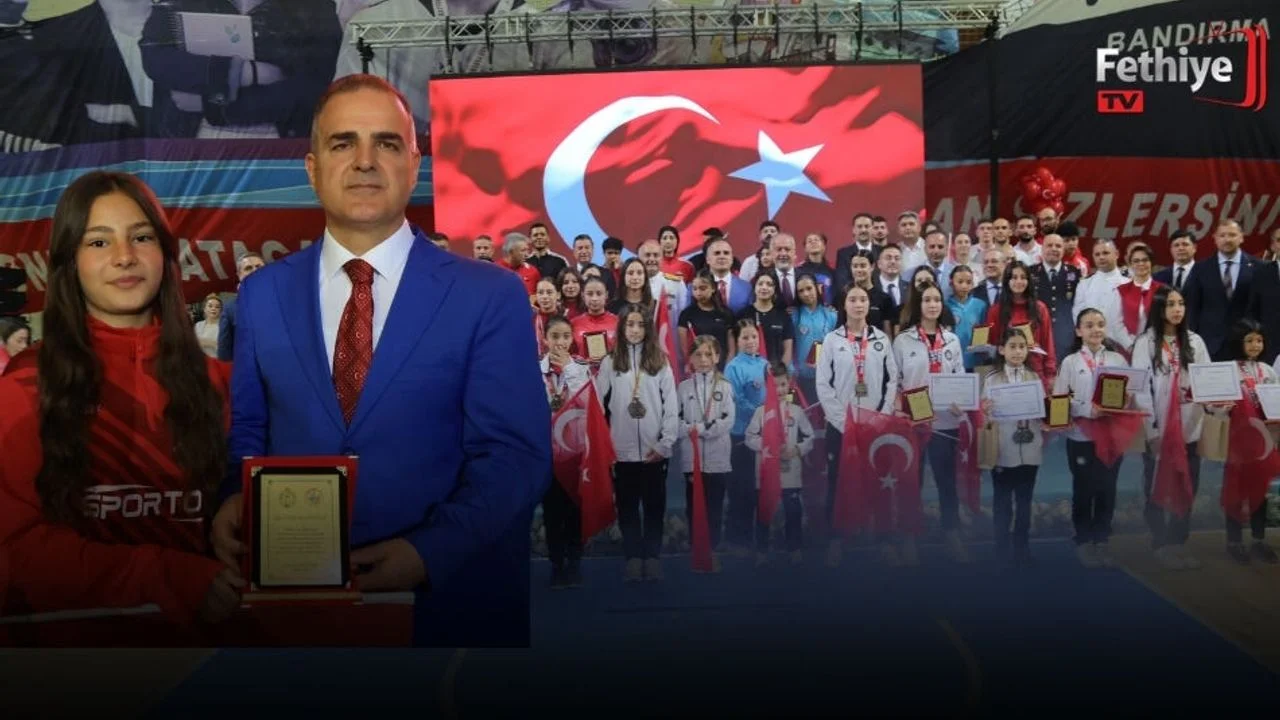 Başarılı Sporculara Ödül Yağdı