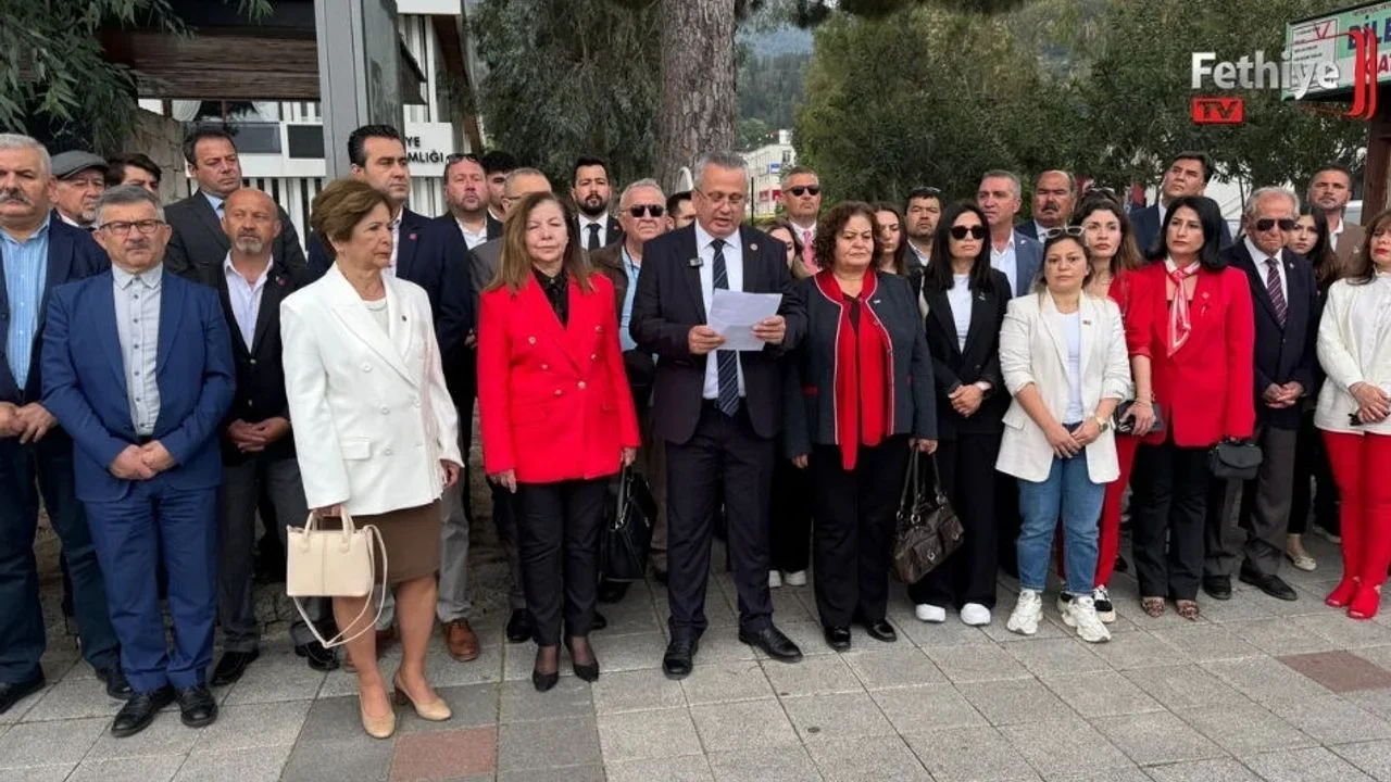 CHP Fethiye’den 23 Nisan’da Anlamlı Basın Açıklaması