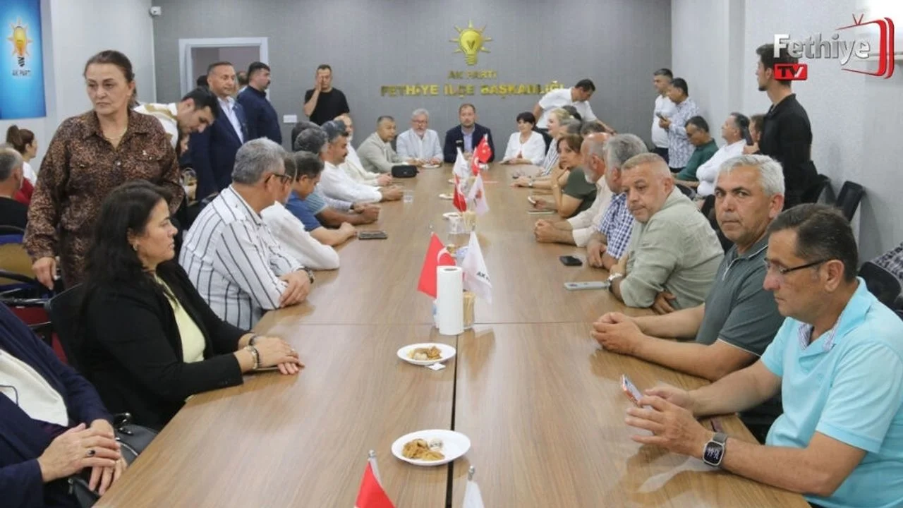 AK Parti Fethiye Teşkilatı Danışma Meclisi’nde Bir Araya Geldi