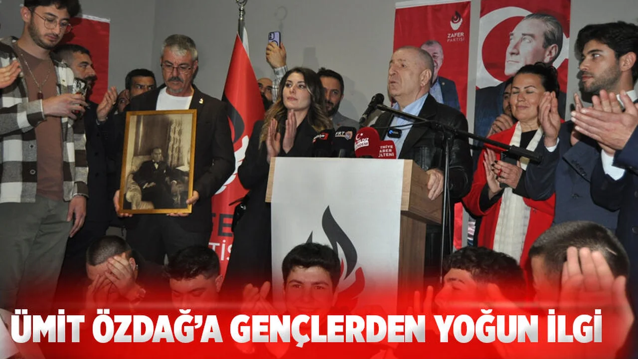 Ümit Özdağ Fethiye'de Gençlerle Buluştu