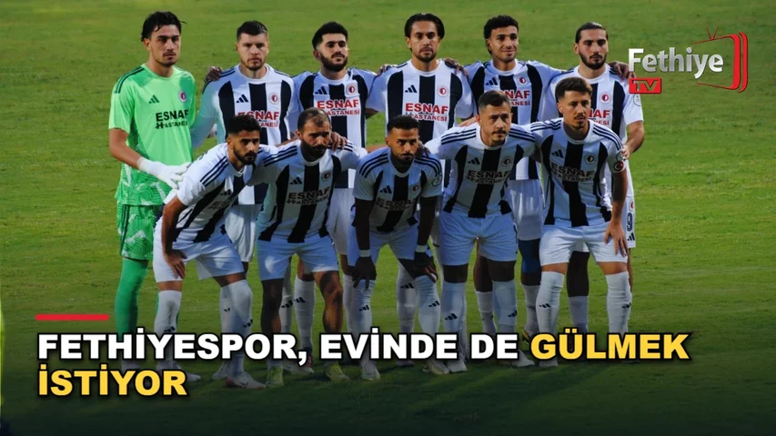Fethiyespor'un Karacabeyspor ile oynayacağı maç öncesi antrenman yapan futbolcular ve teknik ekip.